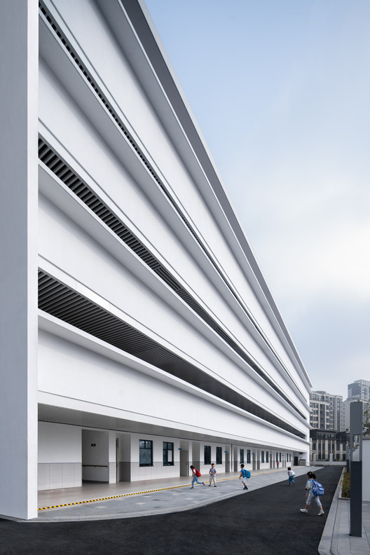 凤西小学 / 米丈建筑 凤西小学 / 米丈建筑 - 建筑图, 表皮