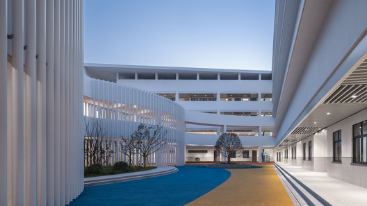 凤西小学 / 米丈建筑 凤西小学 / 米丈建筑 - 建筑图, 表皮