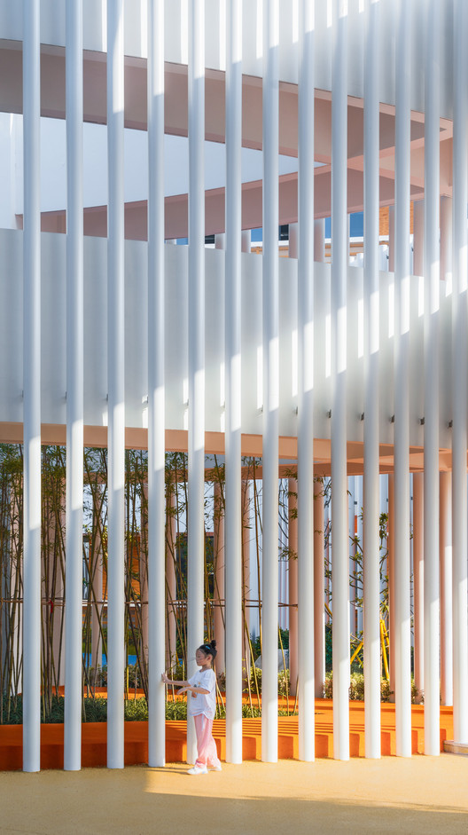 凤西小学 / 米丈建筑 凤西小学 / 米丈建筑 - 室内图, 柱