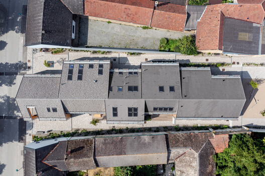 Centro Comunitário de Großweikersdorf / smartvoll Centro Comunitário de Großweikersdorf / smartvoll - Fotografia de Exterior, Tijolo