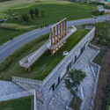 Posto de Serviço Nº 5 do Corredor Ecológico do Lago Erhai / 3andwich Design / He Wei Studio - Fotografia de Exterior, Arquitetura Paisagística
