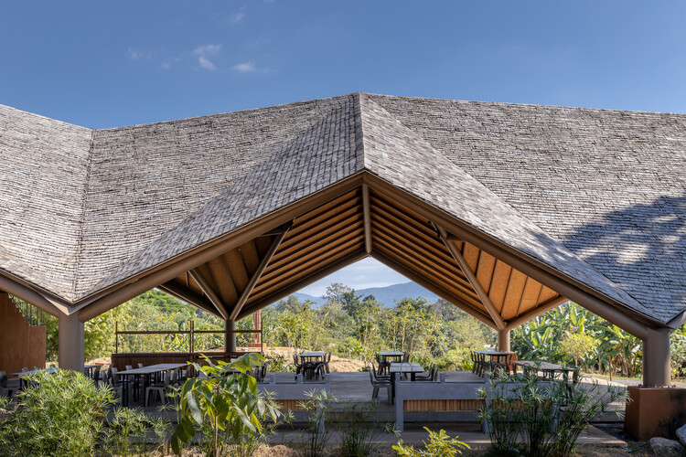 Centro de Aprendizagem em Economia e Agricultura de Subsistência PANNAR / Vin Varavarn Architects - Fotografia de Exterior