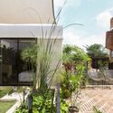 Casa Coronado / Apaloosa Estudio de Arquitectura y Diseño + Simetría Estudio de Arquitectura - Fotografía exterior, Casas, Jardín, Fachada