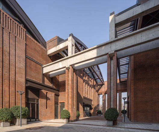 天津天拖厂房改造 / 深圳华汇设计 - 建筑图