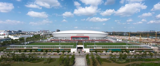 上汽浦东足球场 / HPP - 建筑图