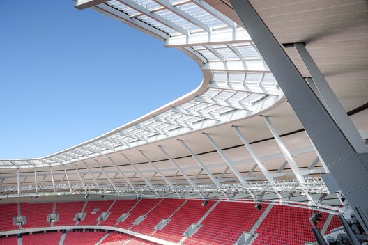 上汽浦东足球场 / HPP - 建筑图