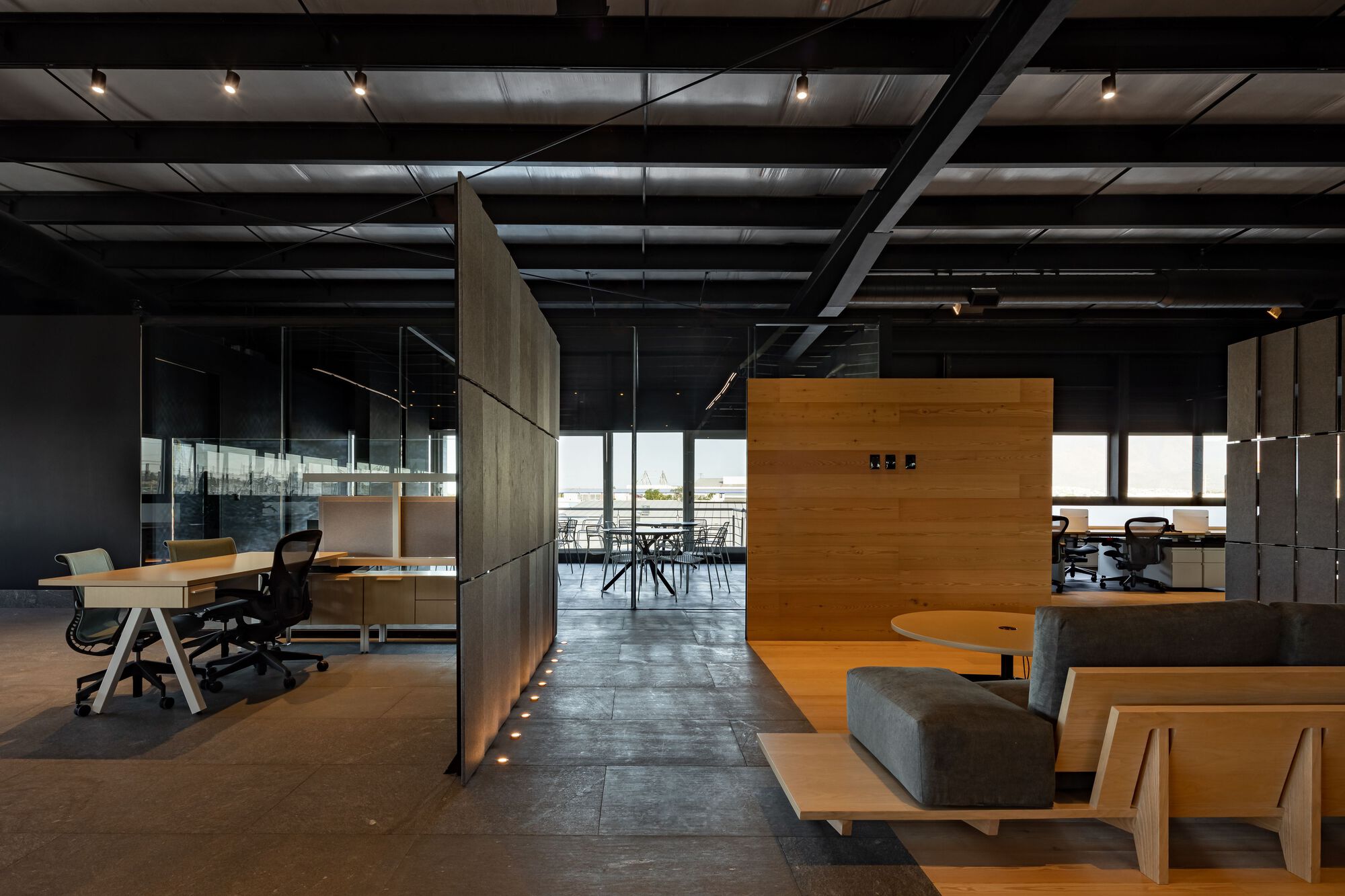 Galería de Oficinas entretelas Brinco HQ / Archetonic - 8