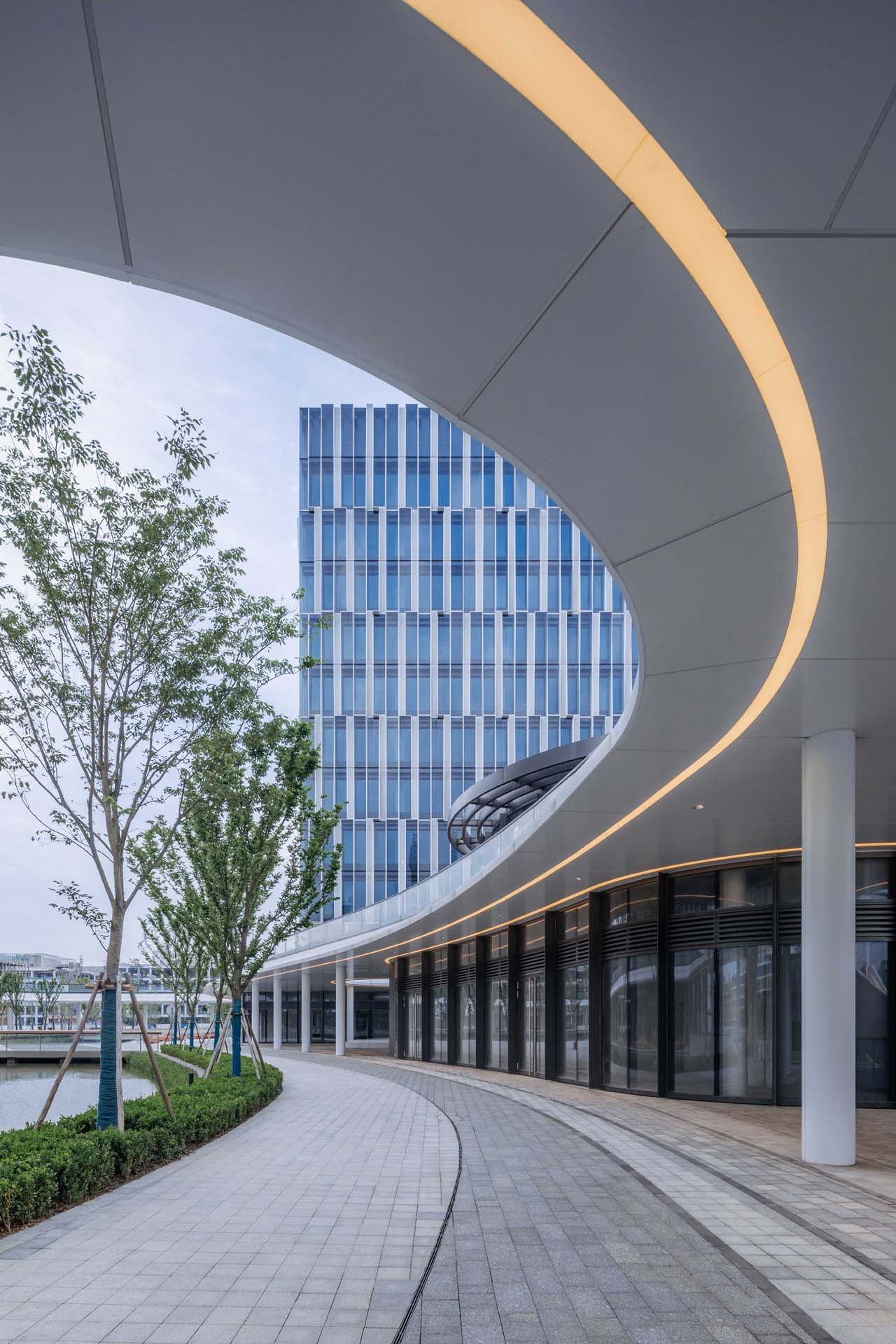 画廊 上海漕河泾科技绿洲四期 / gmp 建筑事务所 - 22
