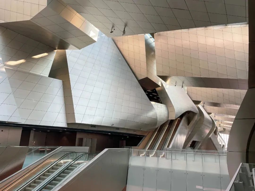 画廊 ‘霸占’2021年中国地标建筑的材料:阳极氧化铝板 - 23