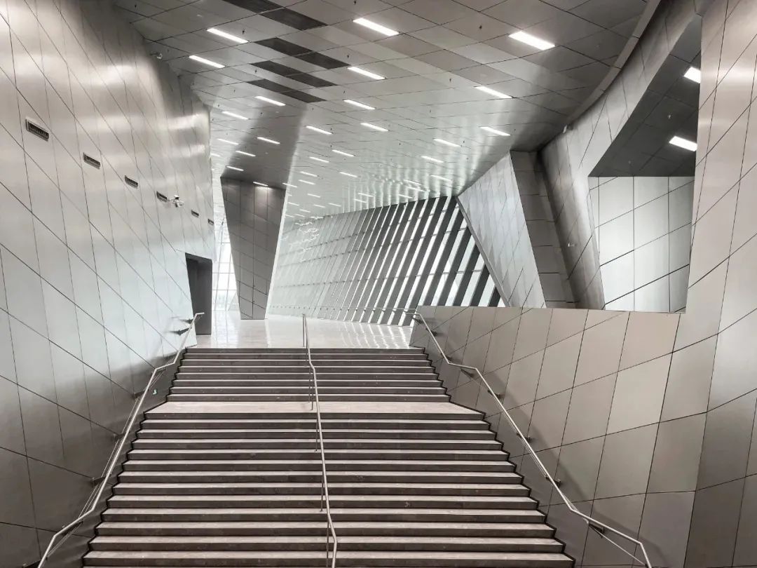 画廊 ‘霸占’2021年中国地标建筑的材料:阳极氧化铝板 - 22