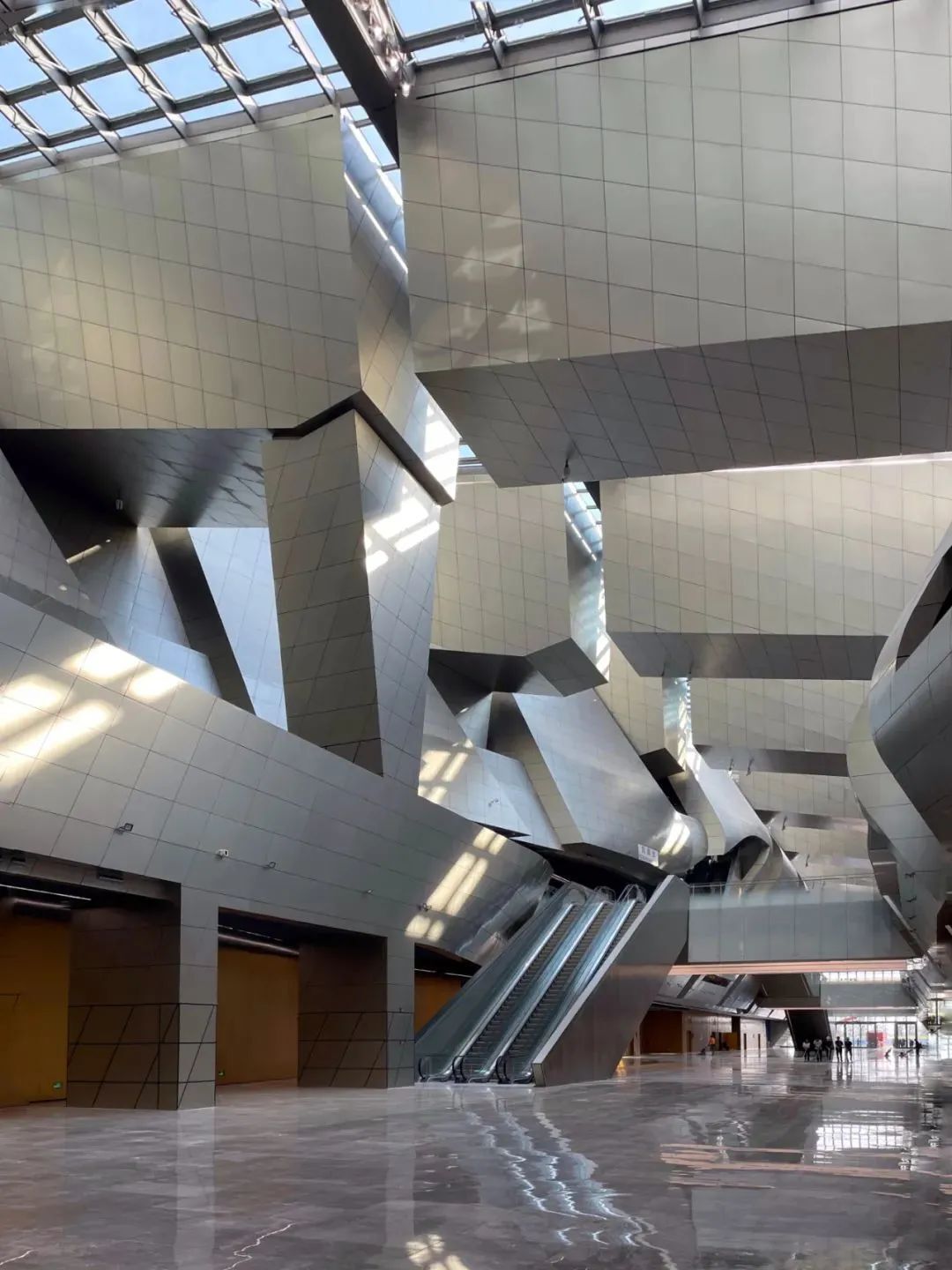 画廊 ‘霸占’2021年中国地标建筑的材料:阳极氧化铝板 - 20