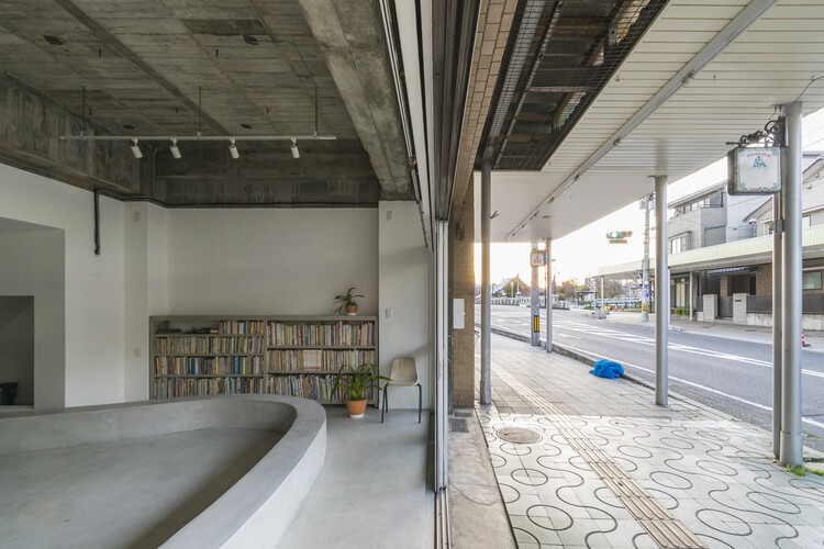 House with a Small Library / Hiroshi Kinoshita and Associates - Interior Photography