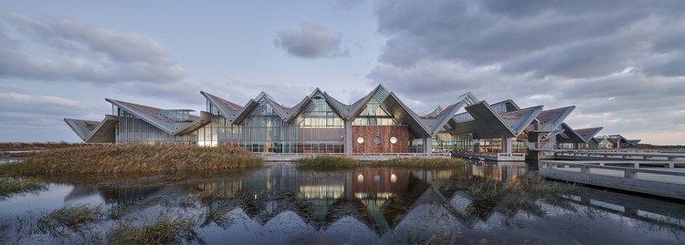 الواجهة الشمالية.  صورة © Hao Chen