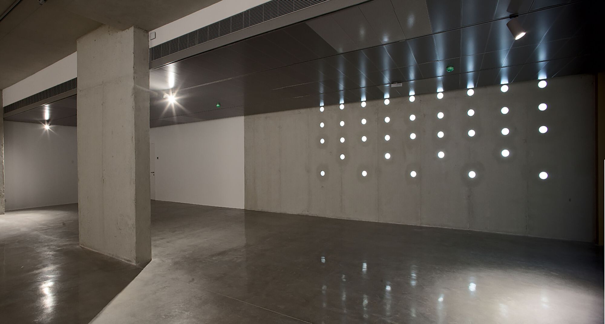 Gallery of Toni Catany International Photography Center ...
