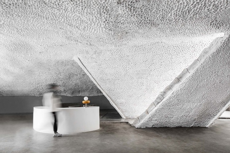 Shangen Blossom Pavilion / SpActrum - Interior Photography, Bathroom