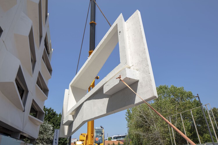 Essenza Residential Building / Ventura + Partners - Exterior Photography, Facade