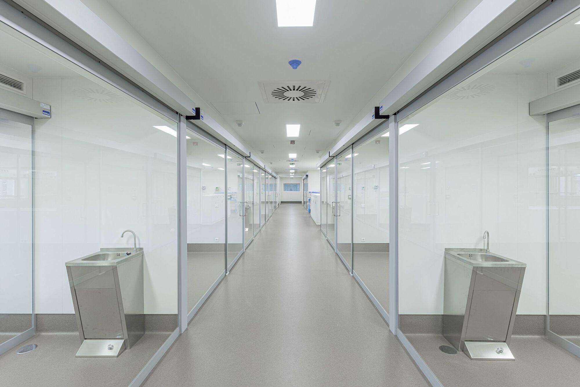 Galeria de ICUPedro Hispano Hospital / Ventura+Partners 10