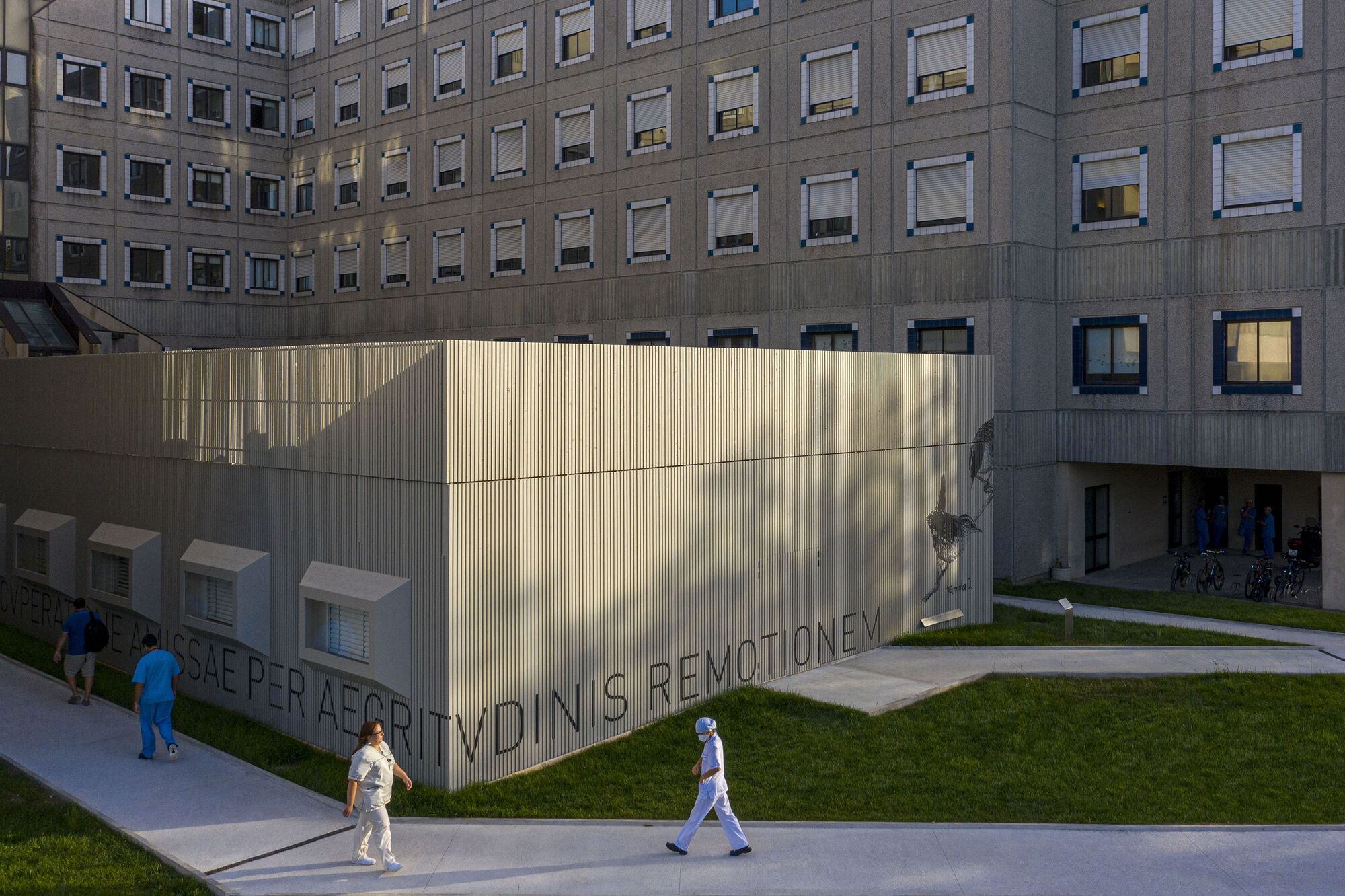 Galeria de ICUPedro Hispano Hospital / Ventura+Partners 14