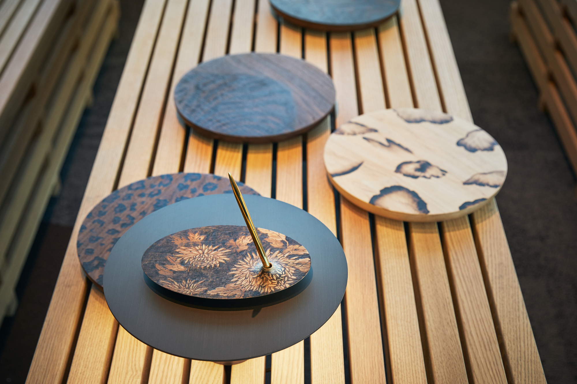 Gallery of Immersive Digital Gallery / Listen Communication - 20