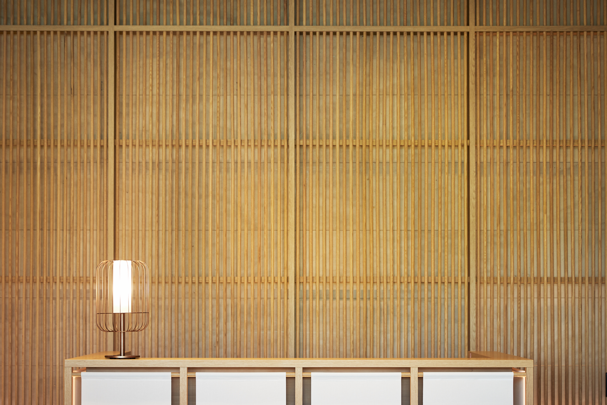 Gallery of Immersive Digital Gallery / Listen Communication - 23