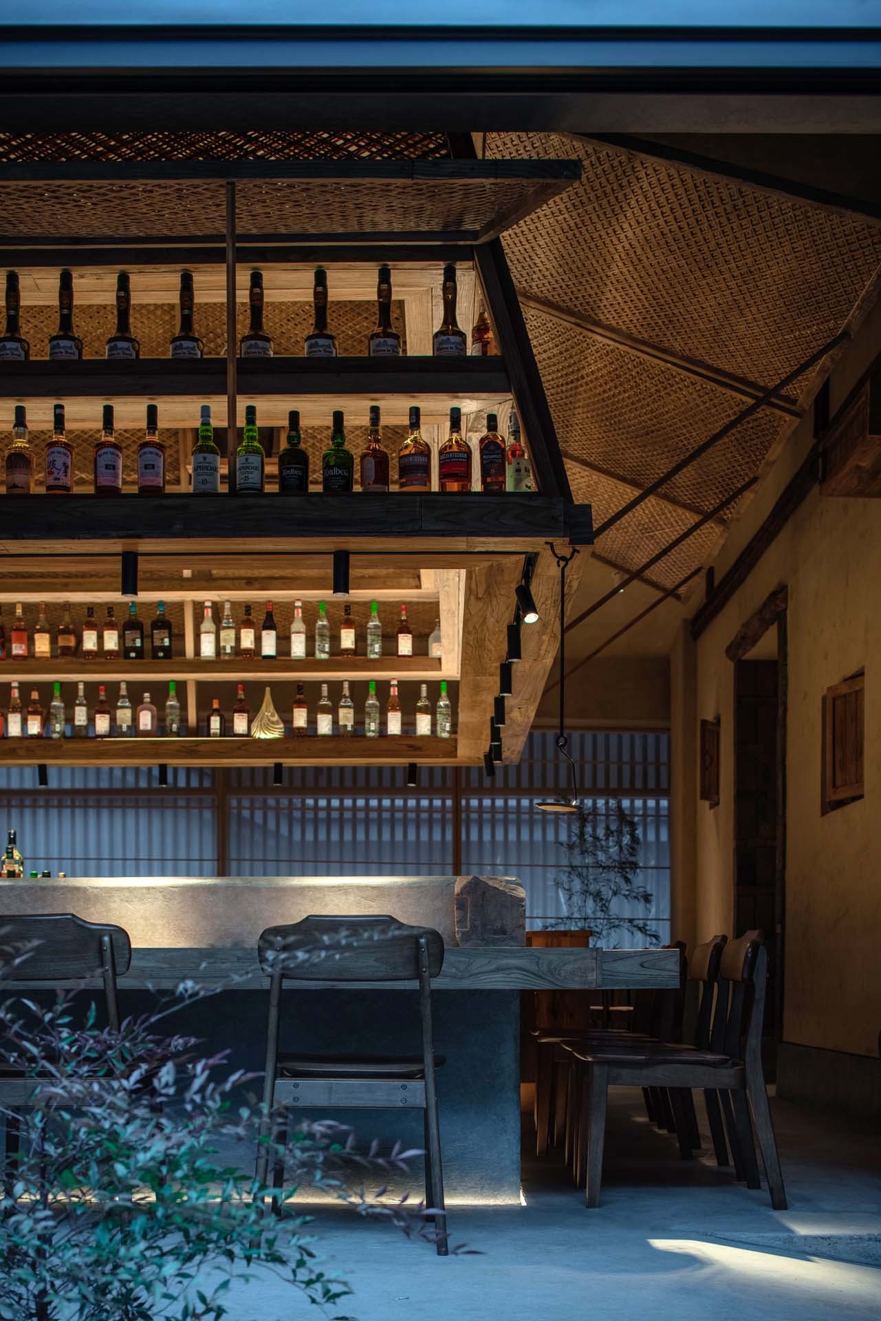 桐生店【中古品】7-146 （真作）伊藤嘉晃 屏風 淡墨櫻