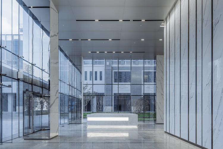 上海中企滨江智慧广场 / HPP建筑事务所 - 室内图, 表皮