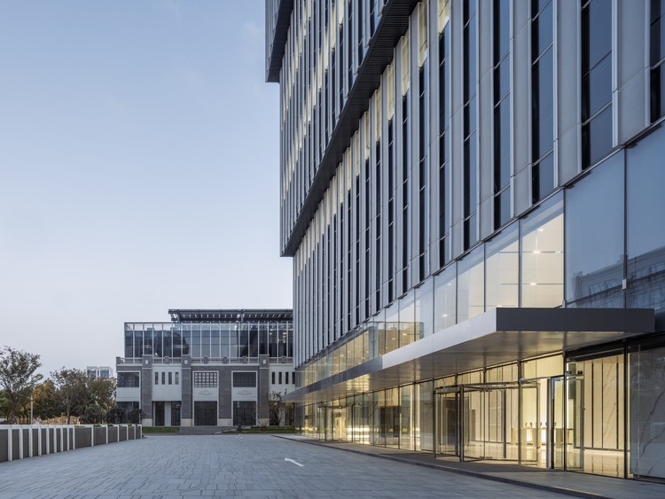 上海中企滨江智慧广场 / HPP建筑事务所 - 建筑图, 表皮