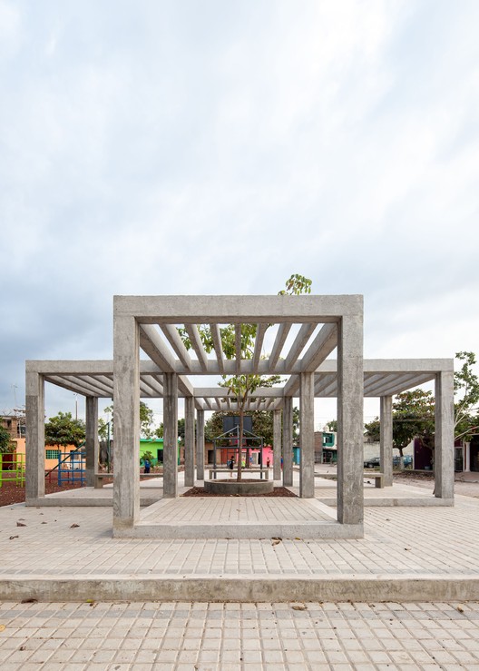 Parque público Acaponeta   / CCA | Bernardo Quinzaños  - Fotografía exterior, Fachada