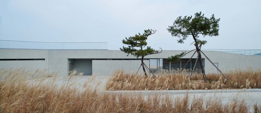 Seaside Zigzag Building / TAO - Trace Architecture Office - Exterior Photography