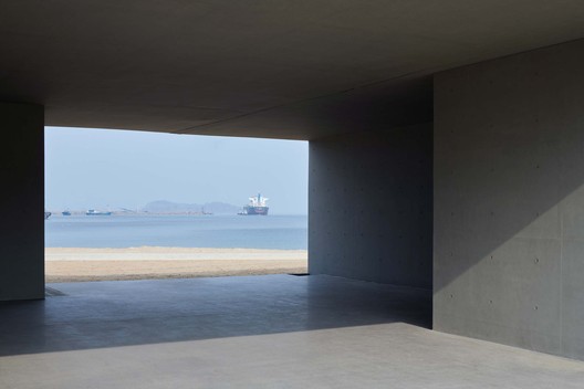 Seaside Zigzag Building / TAO - Trace Architecture Office - Interior Photography