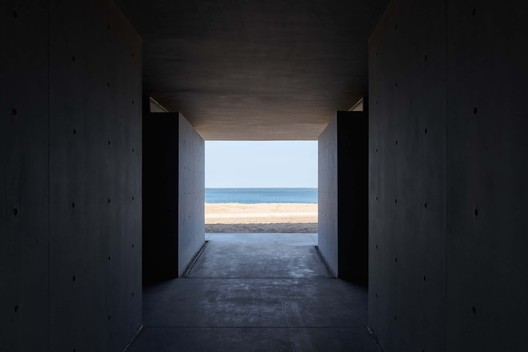 Seaside Zigzag Building / TAO - Trace Architecture Office - Interior Photography