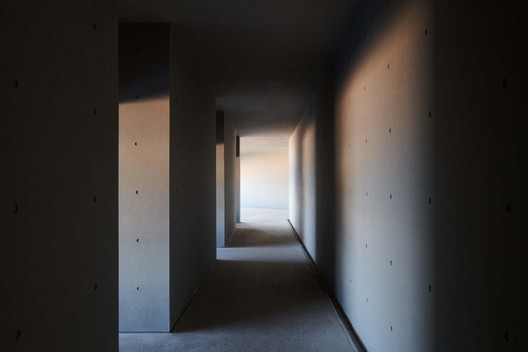 Seaside Zigzag Building / TAO - Trace Architecture Office - Interior Photography