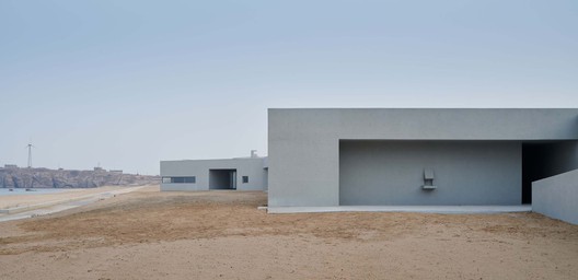 Seaside Zigzag Building / TAO - Trace Architecture Office - Exterior Photography