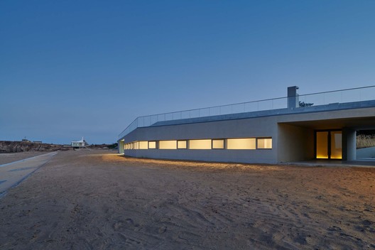 Seaside Zigzag Building / TAO - Trace Architecture Office - Exterior Photography