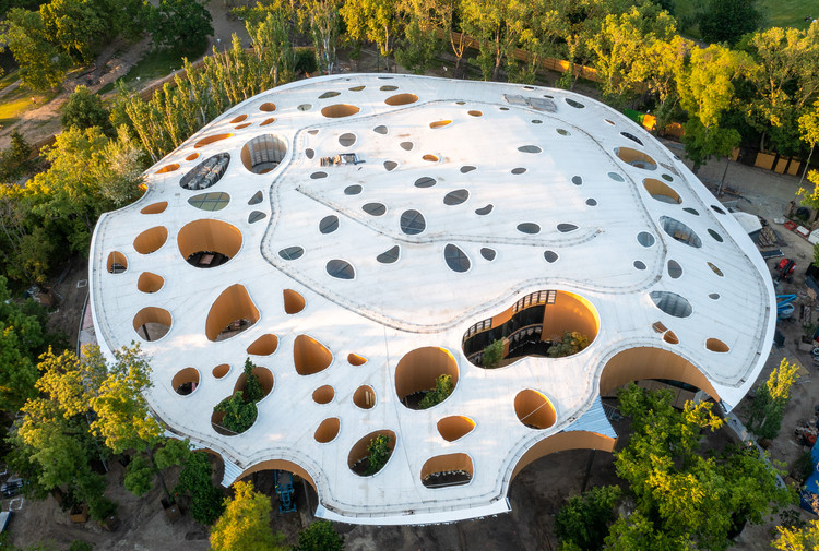 La Casa de la Música de Sou Fujimoto en Hungría abre al público ...