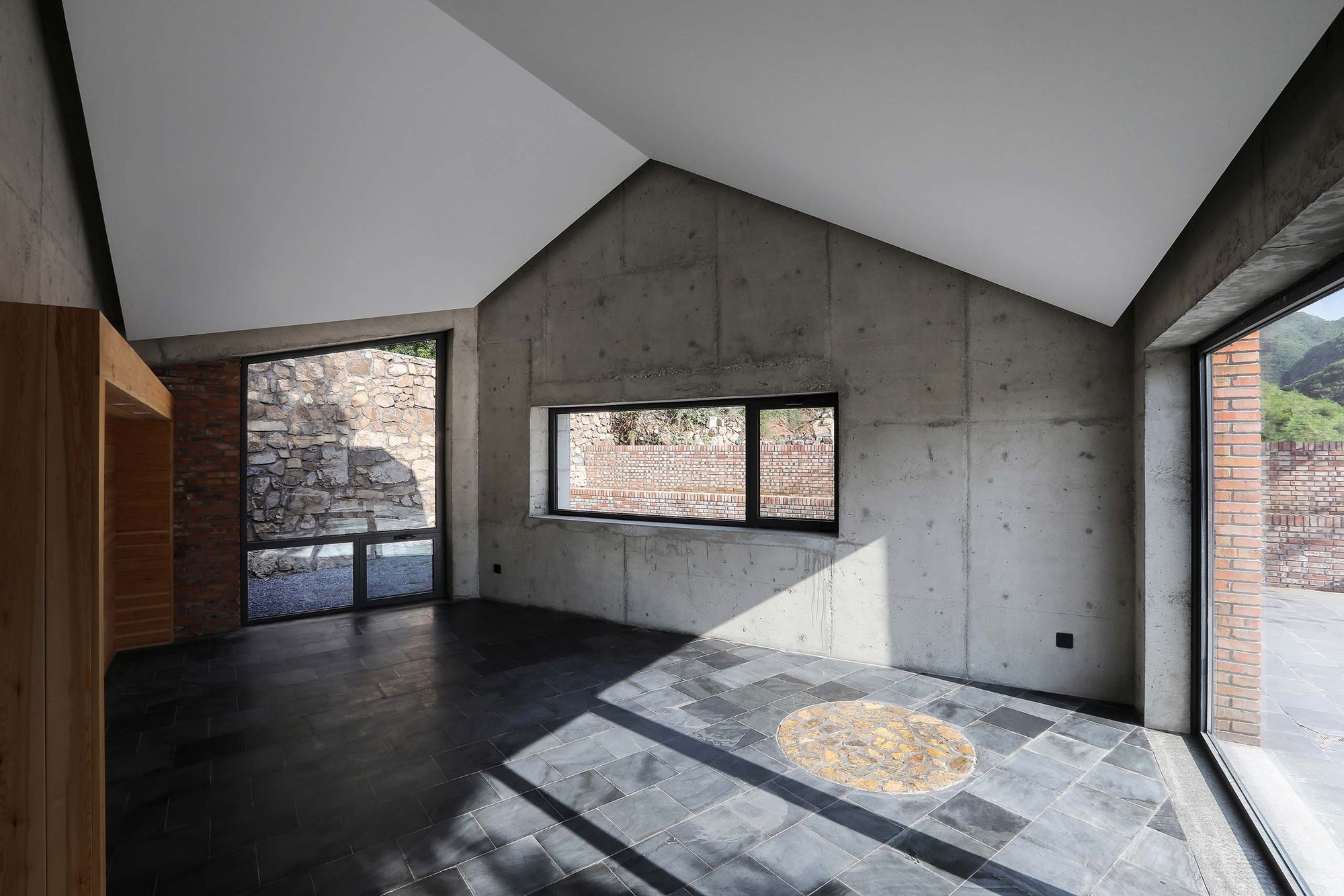 Gallery of Countryside Residence / ABC Design Studio + Spacework ...