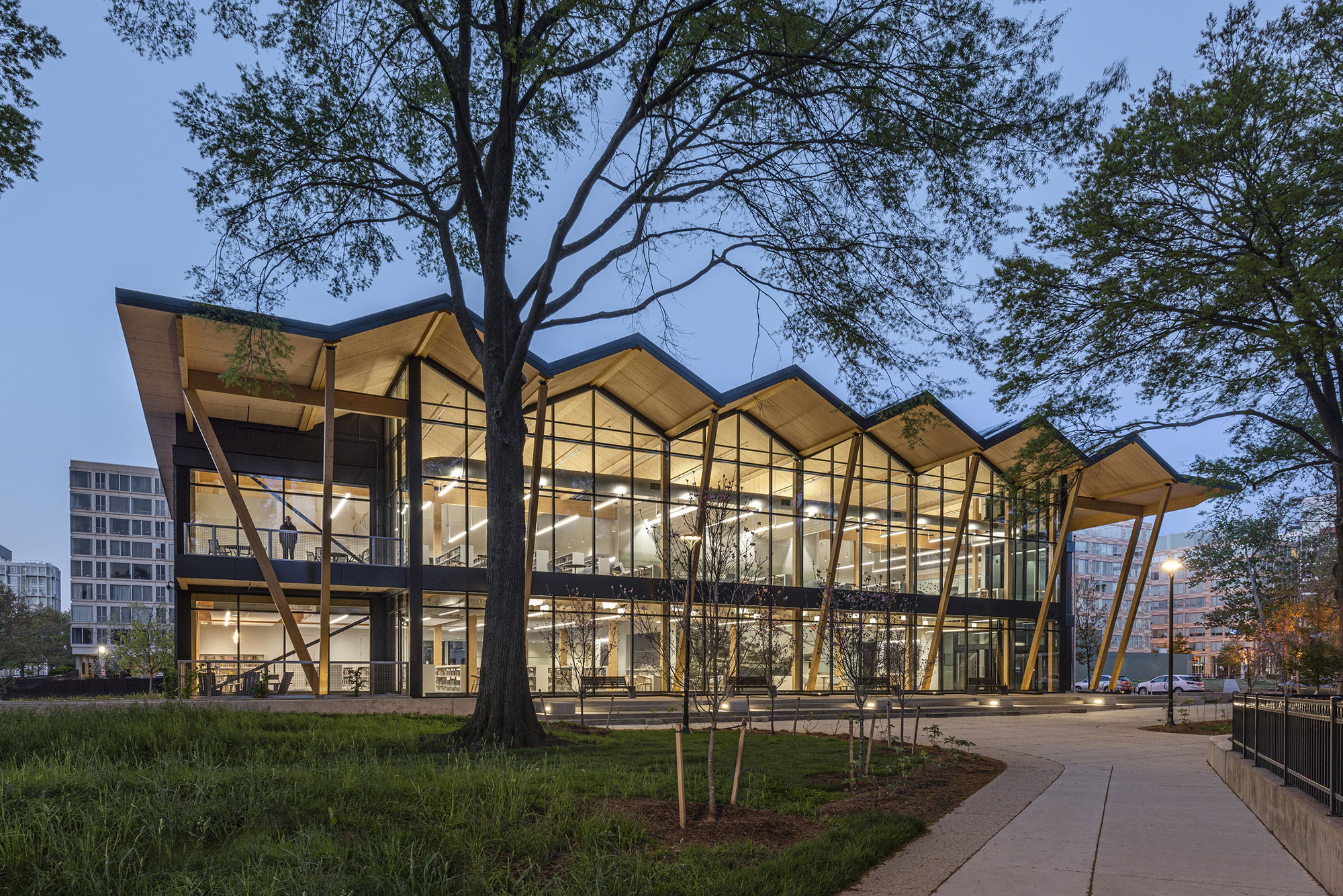Gallery of DCPL Southwest Neighborhood Library / Perkins&Will 9