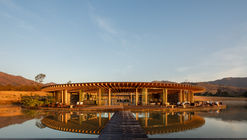 Valle San Nicolás Club House / Sordo Madaleno Arquitectos