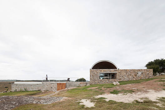 Meet the Winners of the 2021 Completed Work Competition in Uruguay - Image 1 of 21