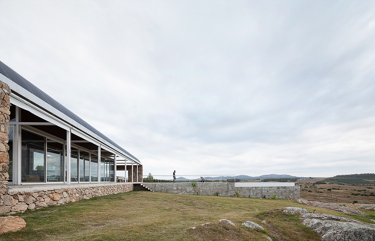 Meet the Winners of the 2021 Completed Work Competition in Uruguay - Image 3 of 21
