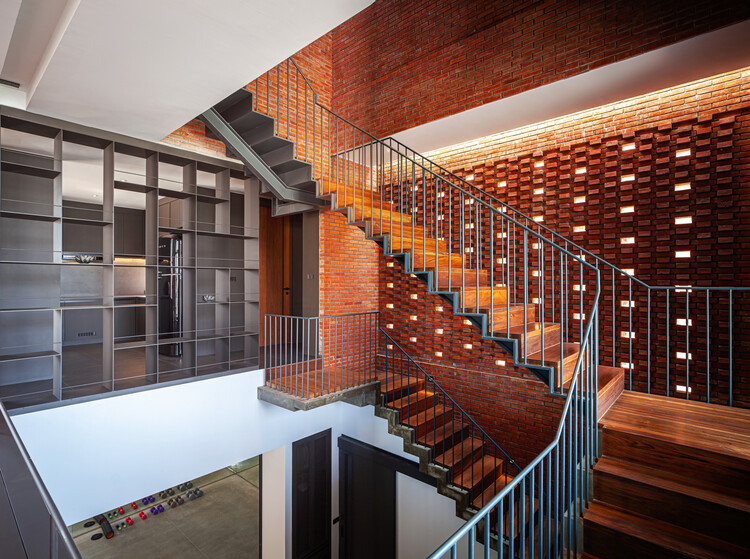 High Brick House  / studiomiti - Interior Photography, Stairs, Handrail