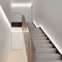 Conjunto plurifamiliar en el centro histórico de Premià de Mar / inAflat arquitectura - Fotografía interior, Coliving, Escaleras, Barandas