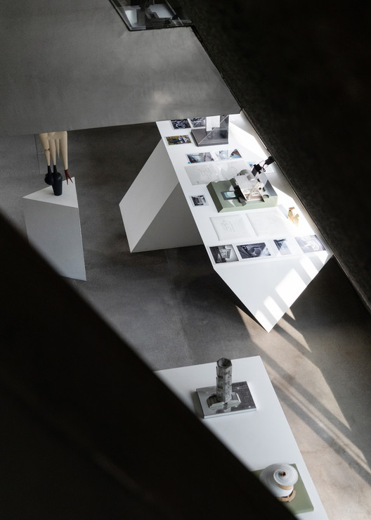 Agustín Hernández’s Architecture Studio opens its doors to present the exhibition "Beneath the Tree" - Image 15 of 24