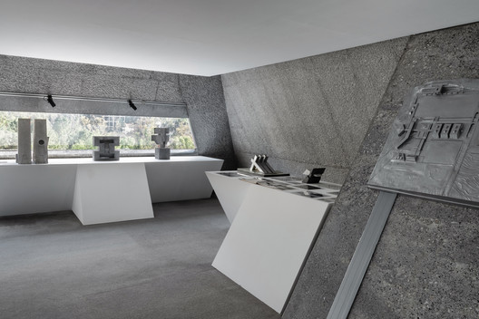 Agustín Hernández’s Architecture Studio opens its doors to present the exhibition "Beneath the Tree" - Image 10 of 24