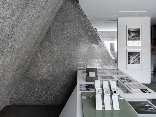 Agustín Hernández’s Architecture Studio opens its doors to present the exhibition "Beneath the Tree" - Image 9 of 24