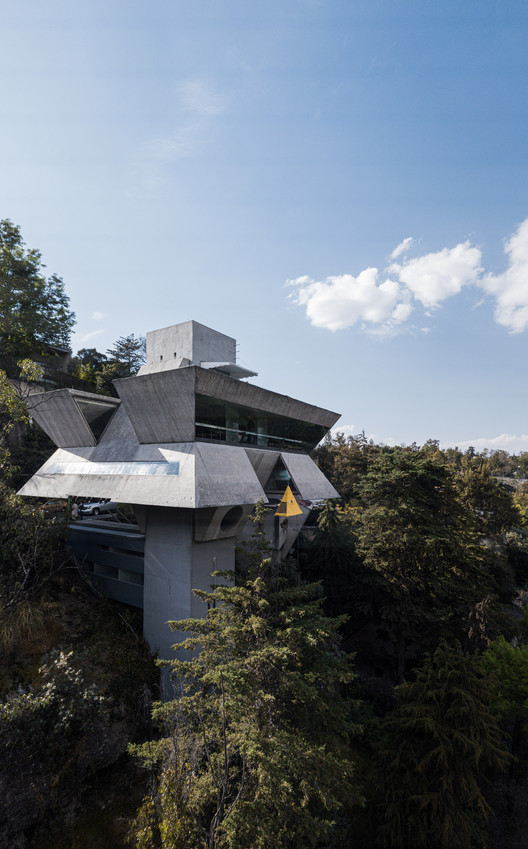 Agustín Hernández’s Architecture Studio opens its doors to present the exhibition "Beneath the Tree" - Image 23 of 24