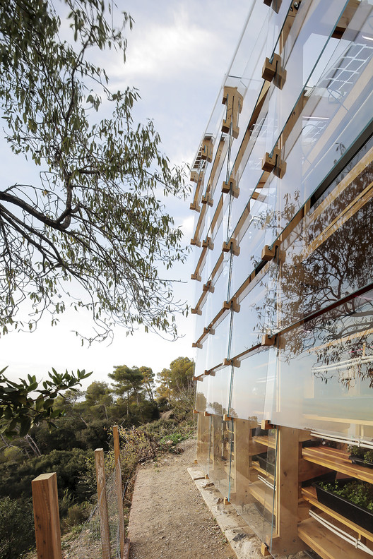 Students build an ecological, self-sufficient, and scalable greenhouse prototype in Barcelona - Image 28 of 30