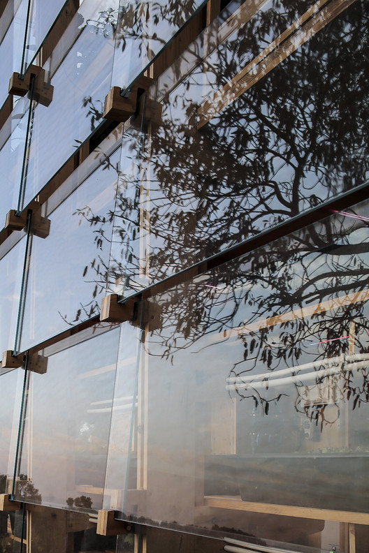 Students build an ecological, self-sufficient, and scalable greenhouse prototype in Barcelona - Image 22 of 30