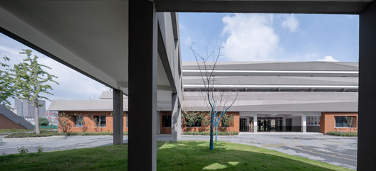 Southwest Elementary School / MINAX Architects Southwest Elementary School / MINAX Architects - Interior Photography, Facade