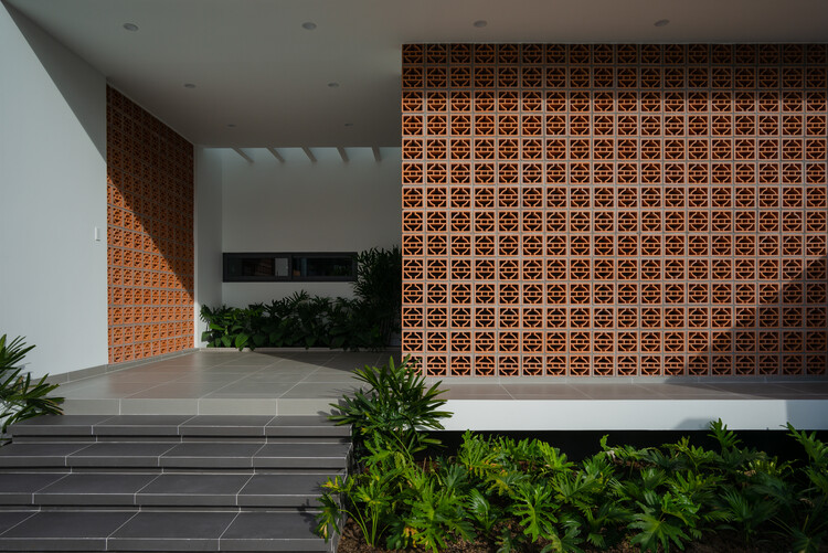 Casa Pequeña 02 / 90odesign - Fotografía interior, Ladrillo